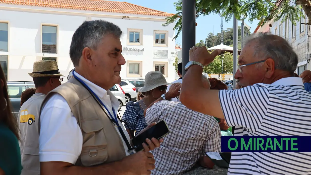 Encontro de Renault 4 na Chamusca juntou 150 pessoas