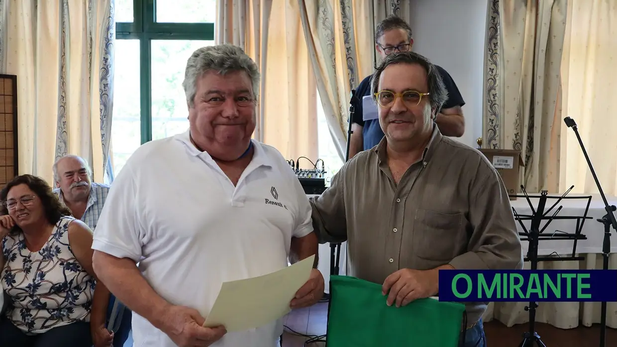 Encontro de Renault 4 na Chamusca juntou 150 pessoas