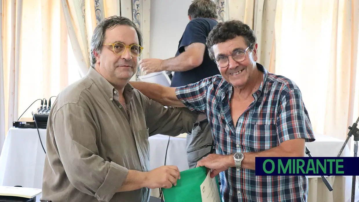 Encontro de Renault 4 na Chamusca juntou 150 pessoas