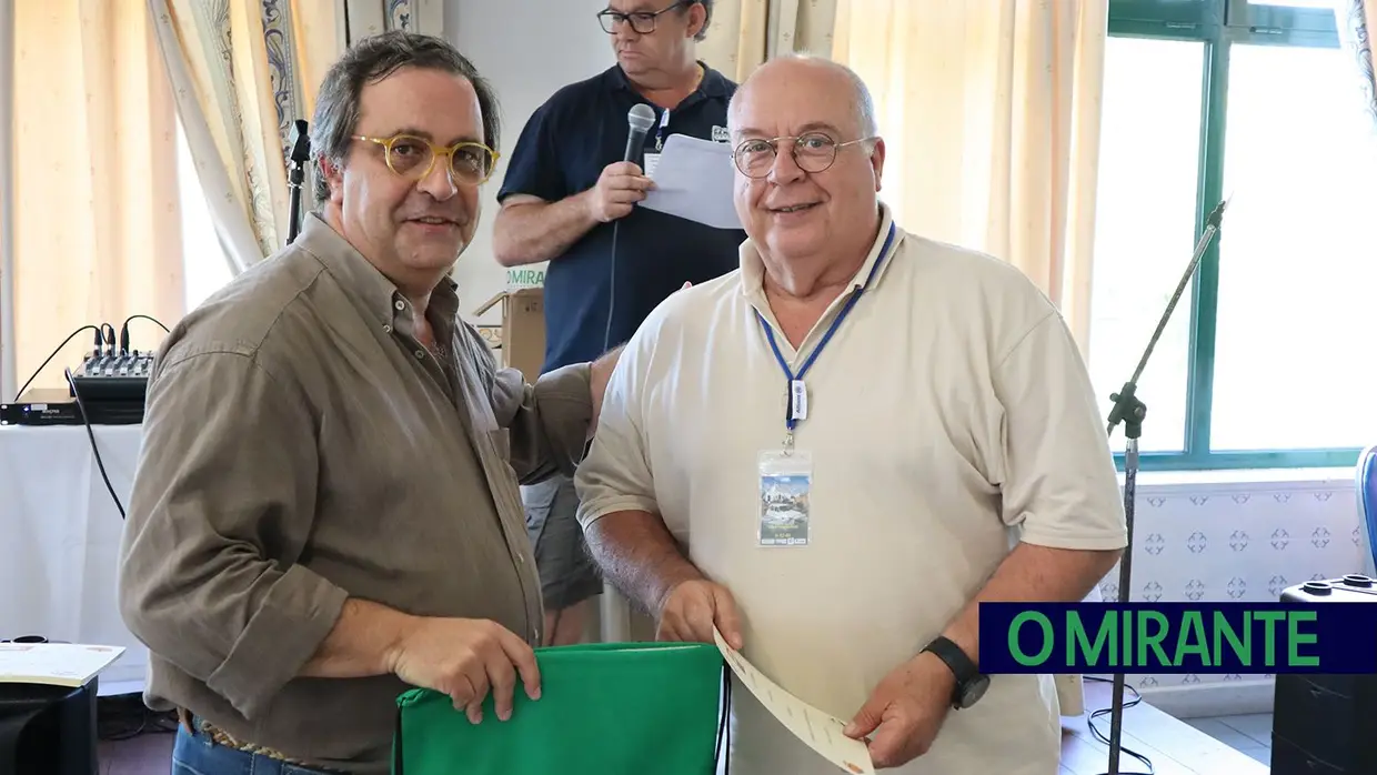 Encontro de Renault 4 na Chamusca juntou 150 pessoas
