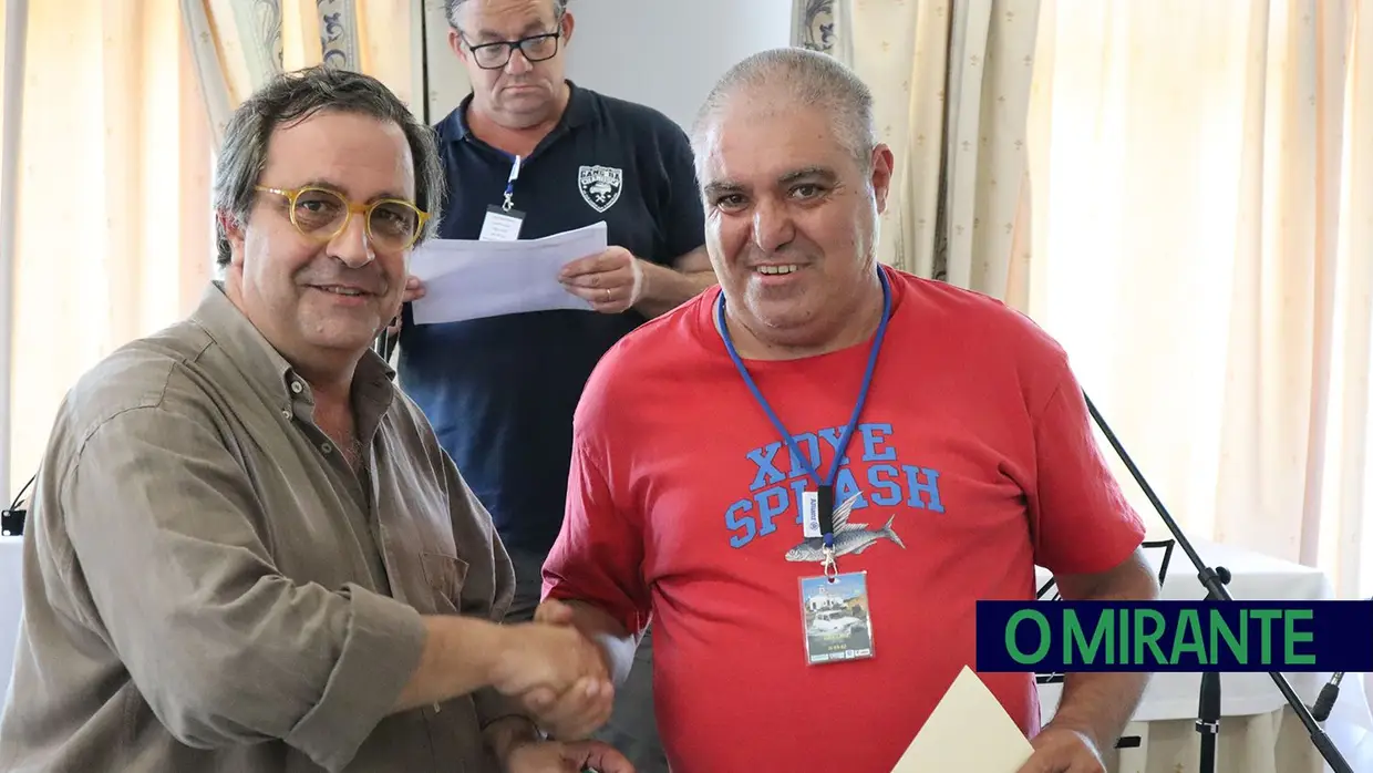 Encontro de Renault 4 na Chamusca juntou 150 pessoas
