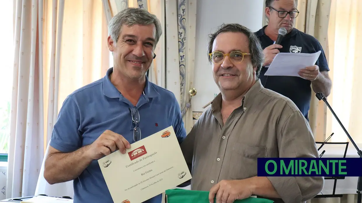 Encontro de Renault 4 na Chamusca juntou 150 pessoas