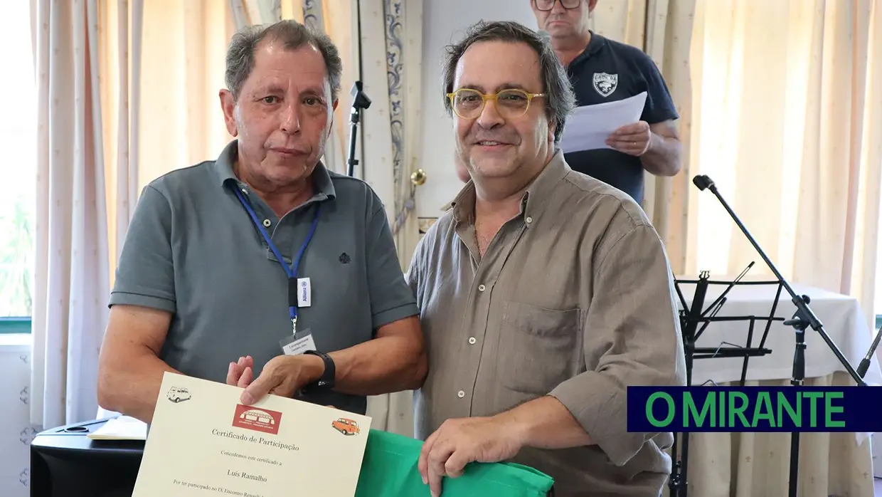 Encontro de Renault 4 na Chamusca juntou 150 pessoas