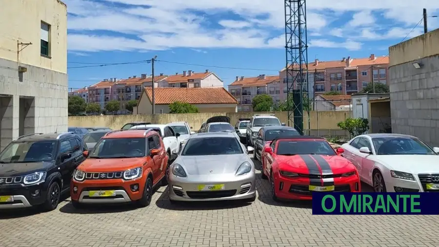 Empresário detido por burlas no Ribatejo tinha frota de luxo avaliada em mais de um milhão de euros