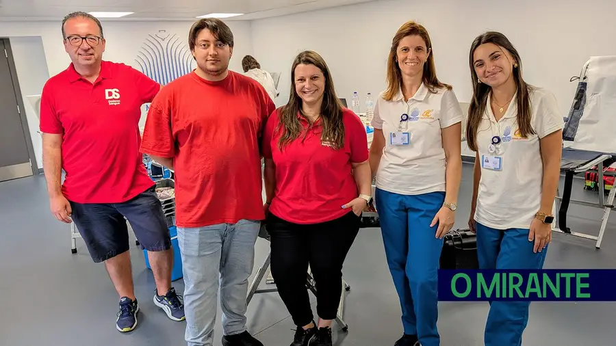 Dadores da Póvoa de Santa Iria reforçam acções porque as necessidades de sangue não vão de férias Dadores da Póvoa de Santa Iria reforçam acções porque as necessidades de sangue não vão de férias