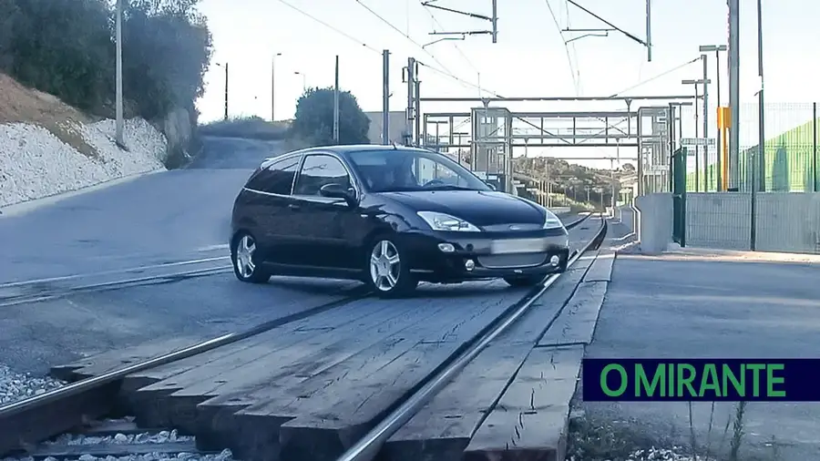 Viaduto em Santana continua sem avanços e João Heitor critica Estado pelos atrasos