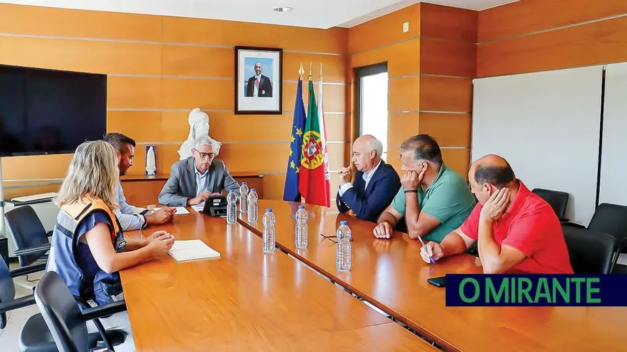Bombeiros do concelho de Ourém recebem apoio para novos equipamentos Bombeiros do concelho de Ourém recebem apoio para novos equipamentos