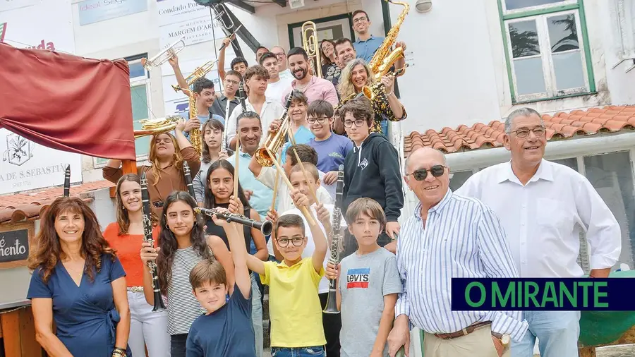 Escola de música da banda de Arruda dos Vinhos tem o futuro garantido Escola de música da banda de Arruda dos Vinhos tem o futuro garantido