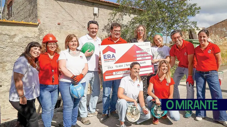 Voluntários recuperam habitações para mais duas famílias em Tomar Voluntários recuperam habitações para mais duas famílias em Tomar