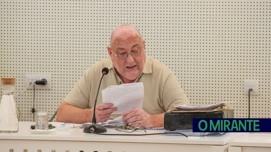 Hélder Esménio responde a críticas sobre falta de investimento na Cultura em Salvaterra de Magos Hélder Esménio responde a críticas sobre falta de investimento na Cultura em Salvaterra de Magos