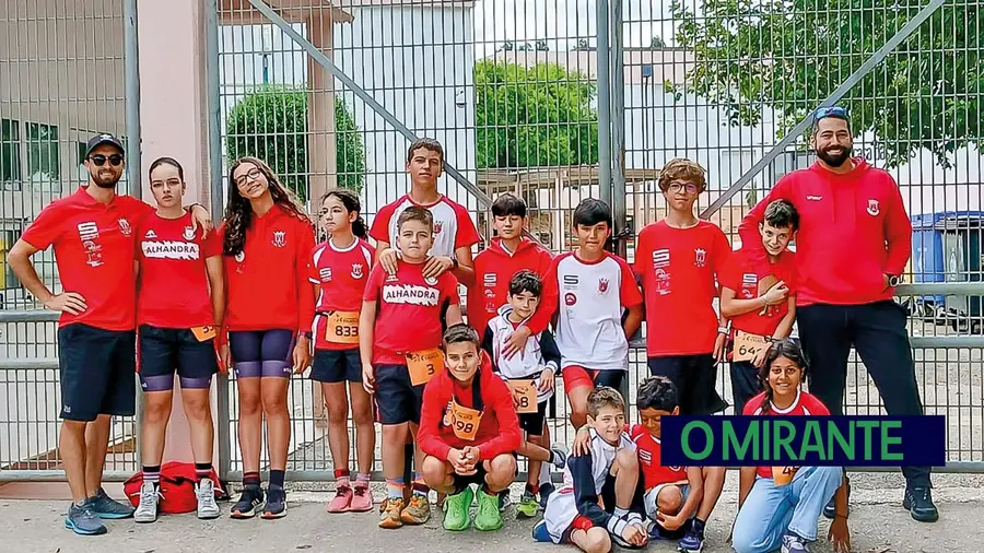 Triatletas de Alhandra fecham época com bons resultados