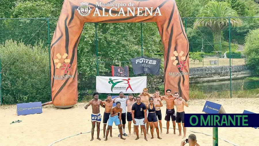 Associação do Entroncamento com pódios no Beach Wrestling Associação do Entroncamento com pódios no Beach Wrestling