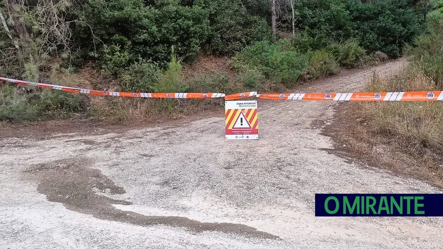 Acessos cortados às Serras de Montejunto e de Ota Acessos cortados às Serras de Montejunto e de Ota