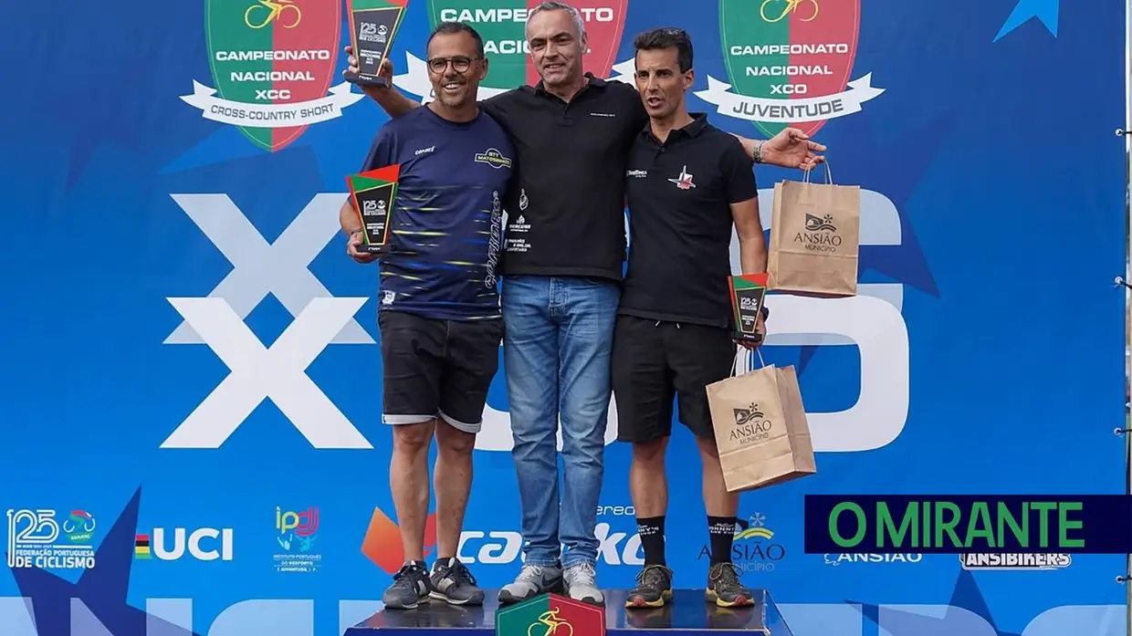 Águias de Alpiarça conquista quatro títulos de campeão nacional e três de vice-campeão