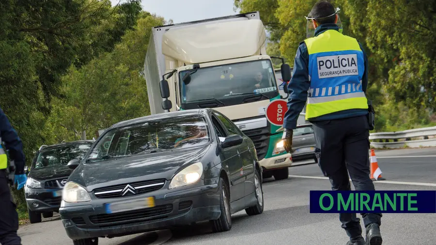 Fiscalização origina 154 autos de contraordenação e apreensão de vários artigos Fiscalização origina 154 autos de contraordenação e apreensão de vários artigos