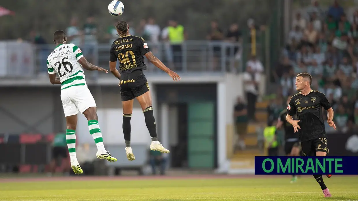 Rio Maior foi palco do Casa Pia - Sporting na abertura do campeonato nacional de futebol