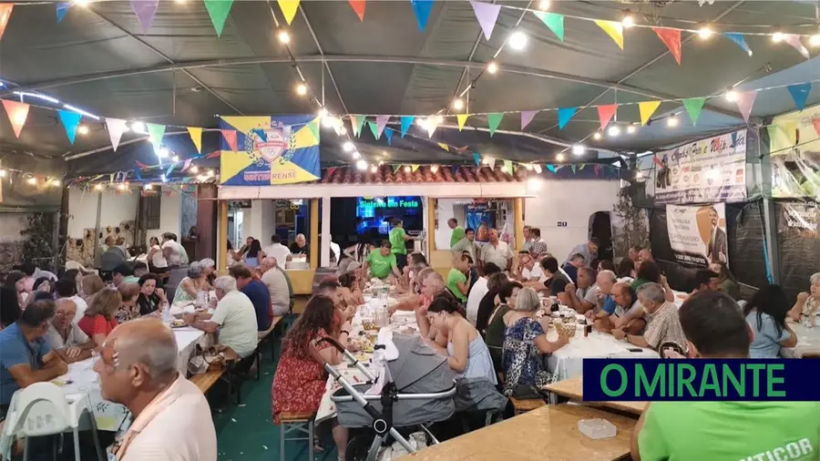 Sinterra festeja o Verão com música, convívio à mesa e concurso de bolos à fatia