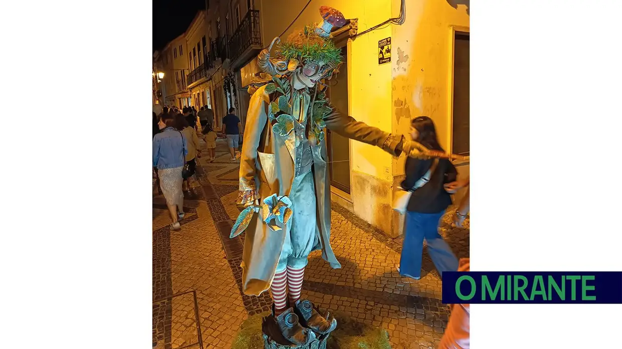 Festival de estátuas vivas animou centro histórico de Santarém