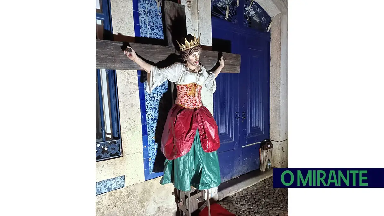 Festival de estátuas vivas animou centro histórico de Santarém