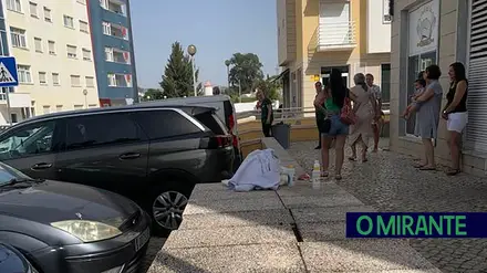 Mulher dá à luz numa rua do Carregado com o pai a fazer de parteiro
