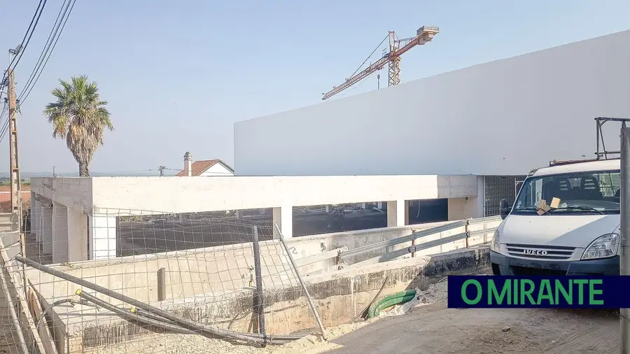 Obras das Piscinas da Chamusca são exemplo de má gestão e vão ficar para a história pelas piores razões