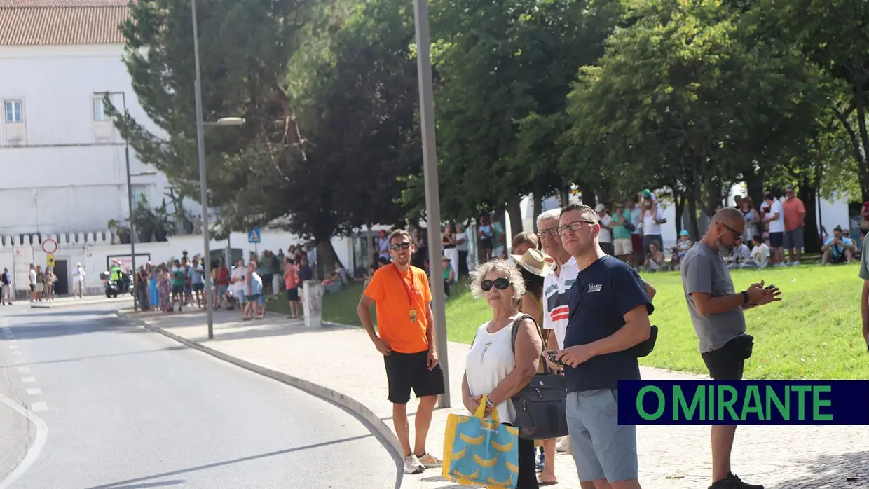 Volta a Portugal percorreu a região com milhares de pessoas a assistir