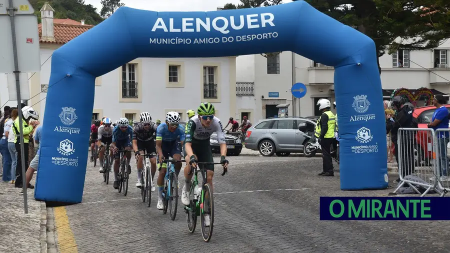 Ciclismo nacional traz mais de 250 participantes a Alenquer