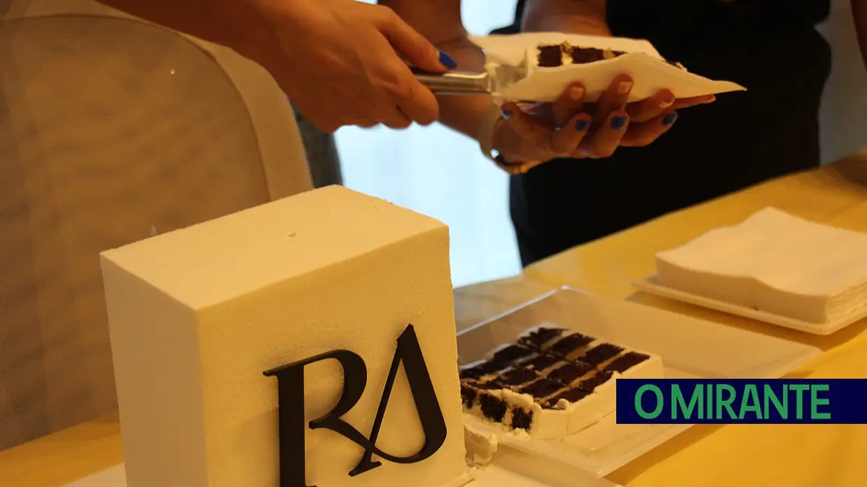 Há um novo atelier de estética em Santarém que também dá formações