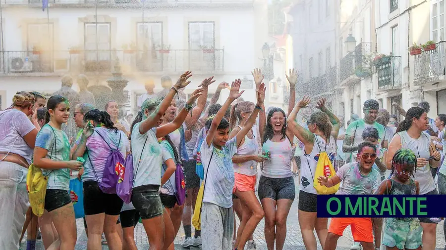 Jovens de Abrantes saíram à rua para festejar o Dia Internacional da Juventude