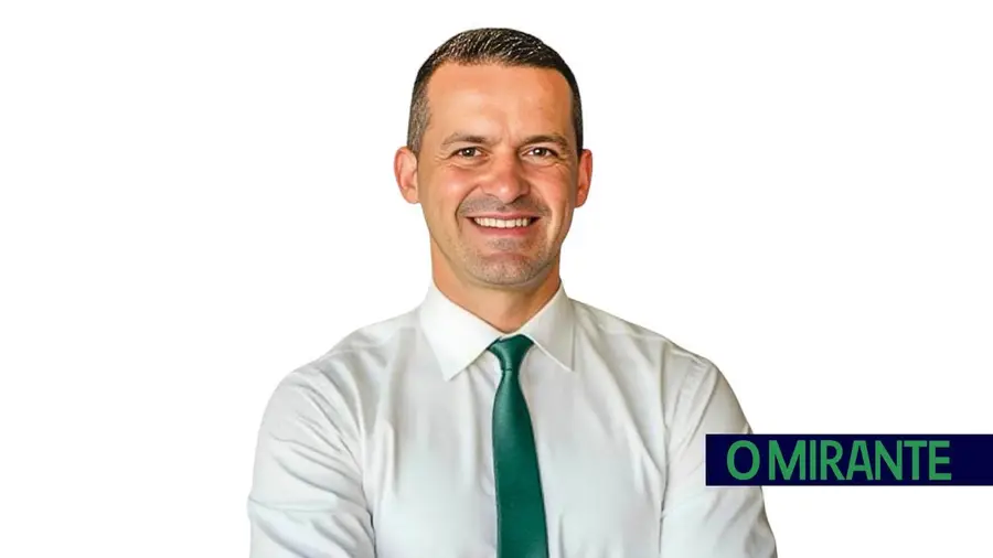 Hugo Vieira é candidato do PSD à Junta de Freguesia de Pontével Hugo Vieira é candidato do PSD à Junta de Freguesia de Pontével