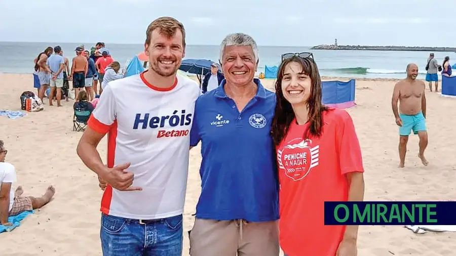 Nadadores de Ferreira do Zêzere em destaque em Peniche Nadadores de Ferreira do Zêzere em destaque em Peniche