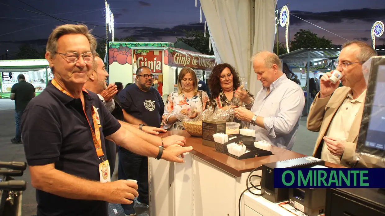 Inaugurado Festival da Sopa da Pedra em Almeirim
