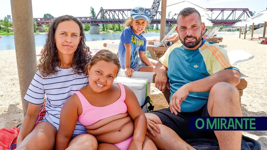 Praia fluvial de Coruche é um paraíso na região