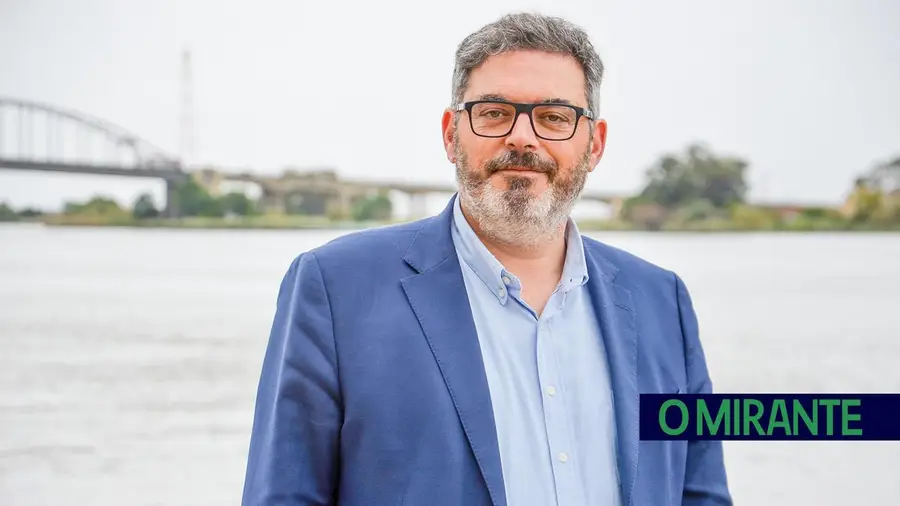 Presidente de VFX leu carta ao primeiro-ministro e oposição acusou-o de fugir a questões Presidente de VFX leu carta ao primeiro-ministro e oposição acusou-o de fugir a questões