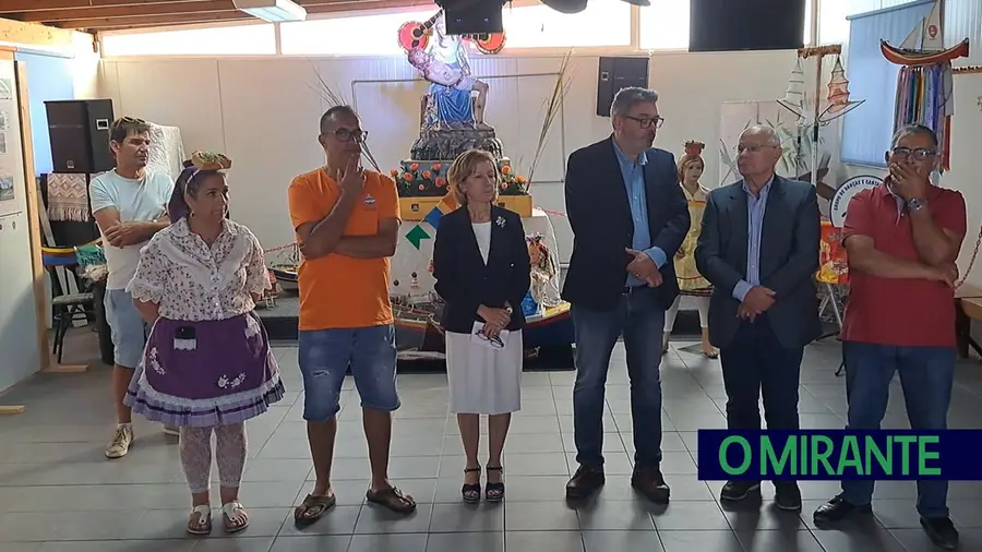 Exposição fotográfica abriu oficialmente as Festas da Póvoa de Santa Iria Exposição fotográfica abriu oficialmente as Festas da Póvoa de Santa Iria