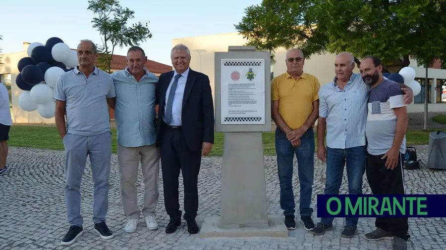 Antigo campo ganha placa evocativa nos 50 anos do Grupo Desportivo Samora Correia Antigo campo ganha placa evocativa nos 50 anos do Grupo Desportivo Samora Correia