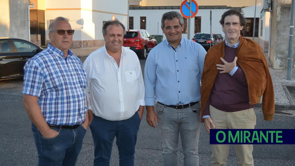 Antigo campo ganha placa evocativa nos 50 anos do Grupo Desportivo Samora Correia