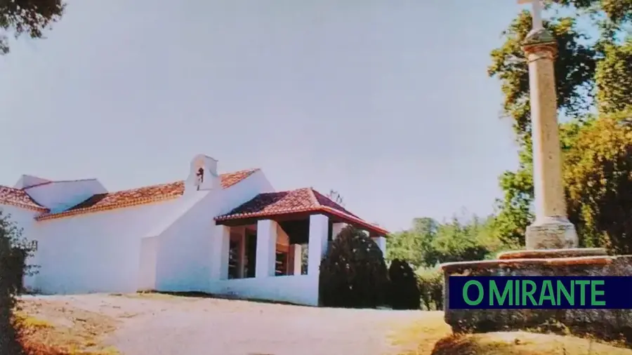 Roubaram azulejos e imagem de Nossa Senhora em capela de Constância Sul Roubaram azulejos e imagem de Nossa Senhora em capela de Constância Sul