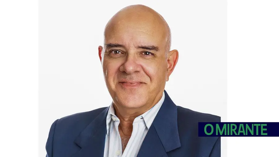 Chega candidata arquitecto Carlos Baracho em Santo Estêvão