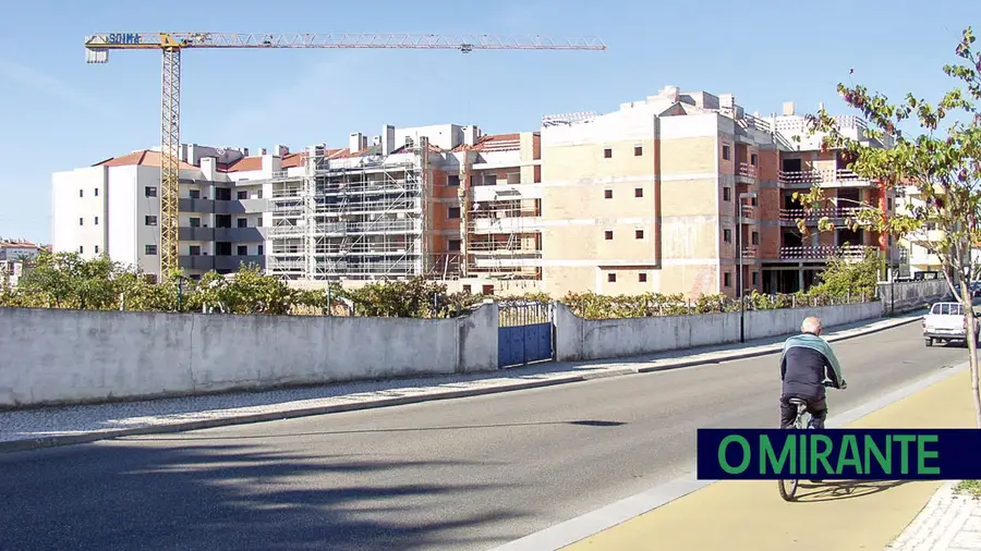 Entroncamento quer aumentar carga fiscal a proprietários de casas devolutas ou degradadas