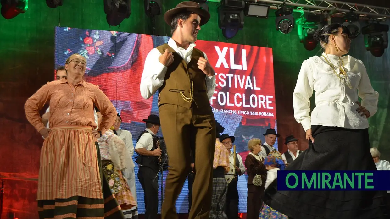 Festival de Folclore juntou centenas na zona ribeirinha de Benavente