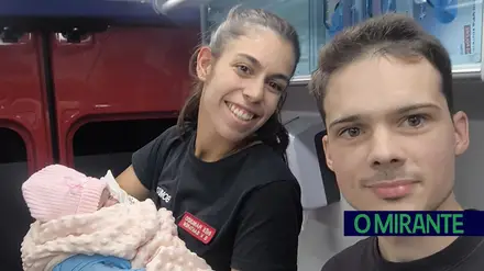 Bebé nasce em ambulância com a ajuda dos Bombeiros de Santarém