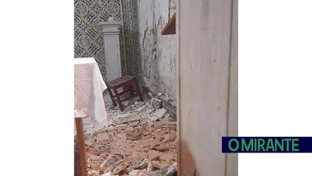Furto e vandalismo na Igreja de Santo António em Constância