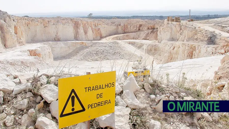 Projecto quer valorizar resíduos das pedreiras de calcário nas serras de Aire e Candeeiros