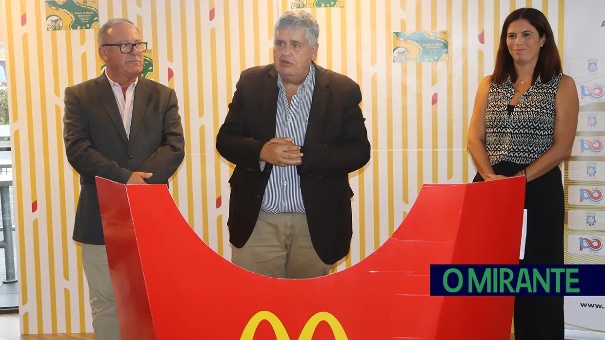 Associação de Futebol de Santarém e McDonald’s premeiam desempenho de estudantes atletas
