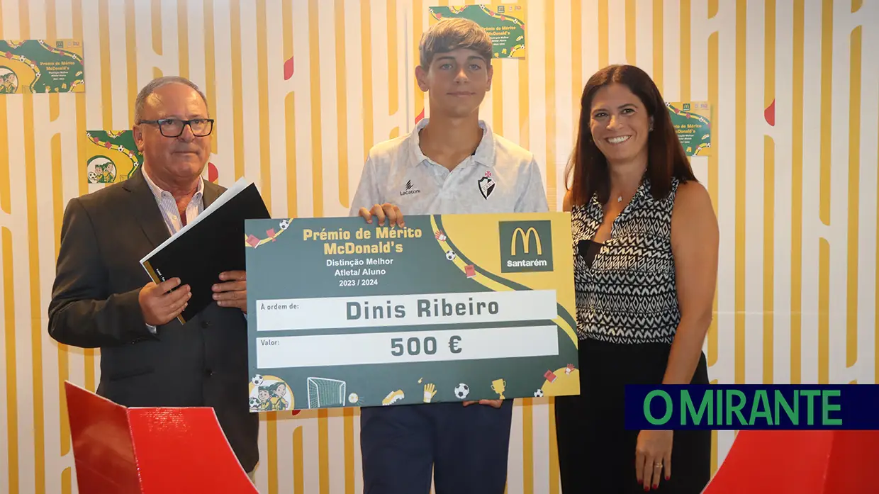 Associação de Futebol de Santarém e McDonald’s premeiam desempenho de estudantes atletas