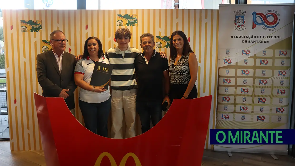 Associação de Futebol de Santarém e McDonald’s premeiam desempenho de estudantes atletas