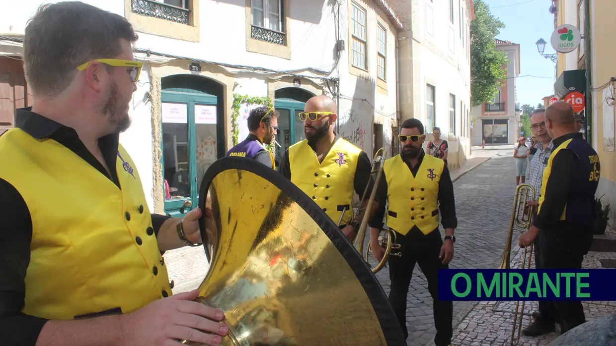 Drama e Beiço é um grupo musical de Tomar que aposta na animação de rua