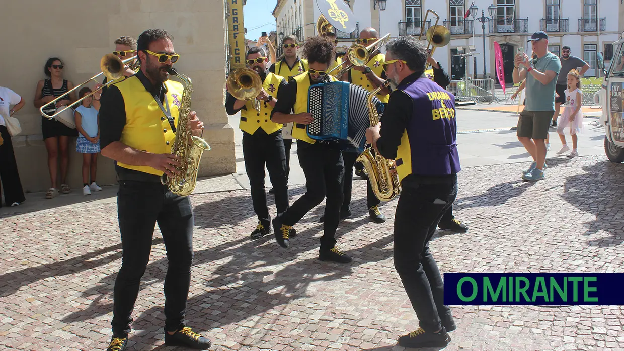 Drama e Beiço é um grupo musical de Tomar que aposta na animação de rua
