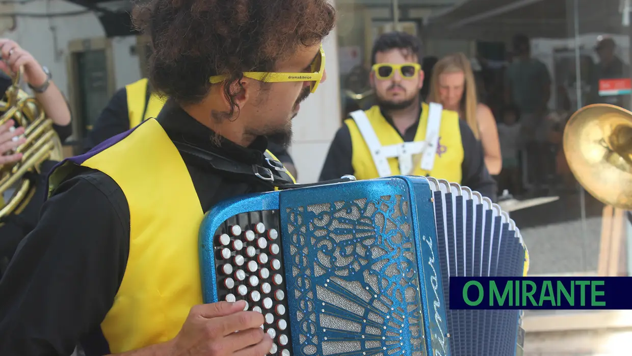 Drama e Beiço é um grupo musical de Tomar que aposta na animação de rua